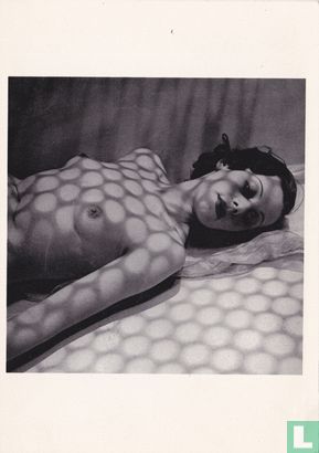 Nude with patterned circles of light - Image 1