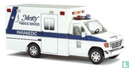 Ford E-350 'Paramedic'