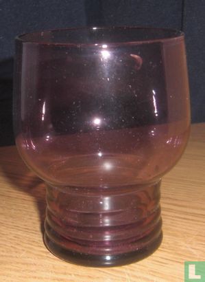 Waterglas met ringen