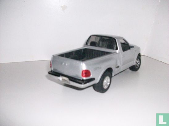 Ford F150 - Image 3