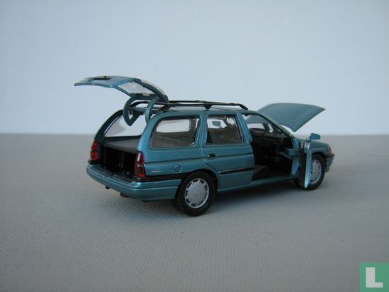Ford Escort Turnier - Afbeelding 2