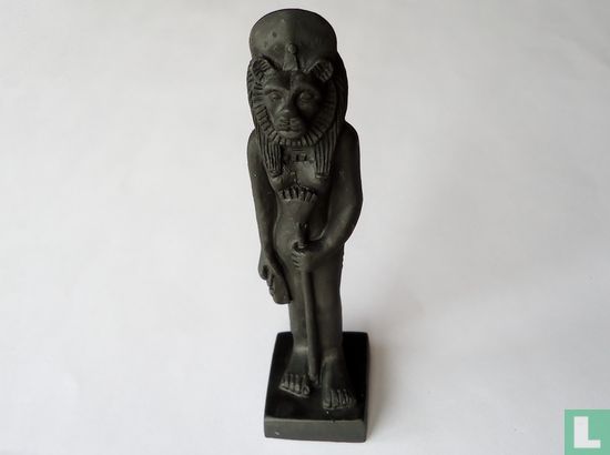 Egyptian figurine - Image 1