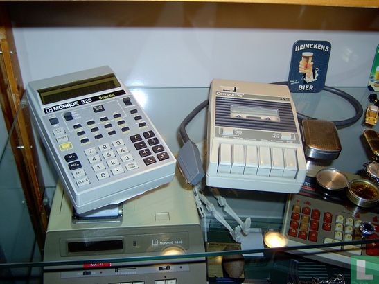 Compucorp  326 - Afbeelding 1