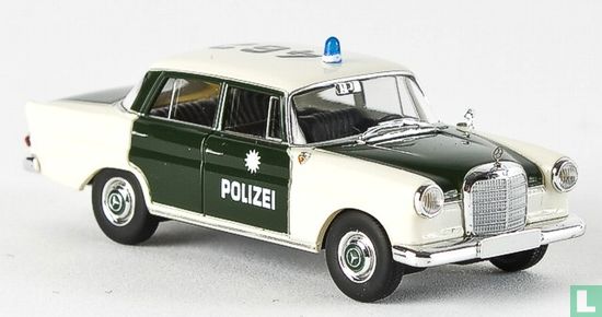 Mercedes-Benz 190c 'Polizei Hamburg'