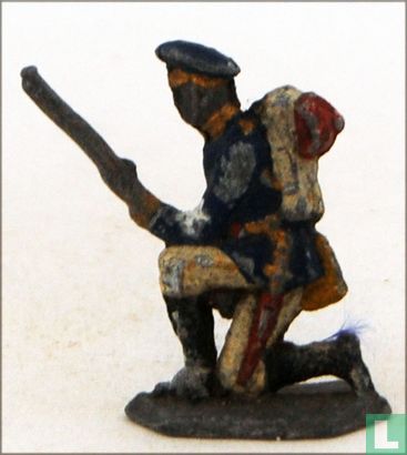 Soldat à genoux - Image 1