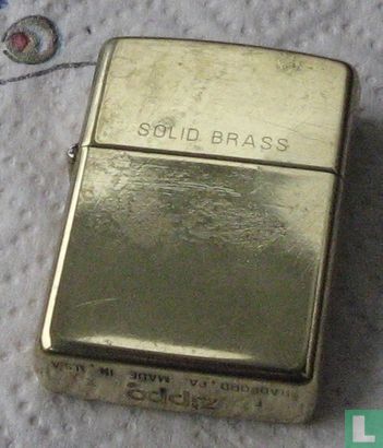 Zippo Solid Brass - Afbeelding 1