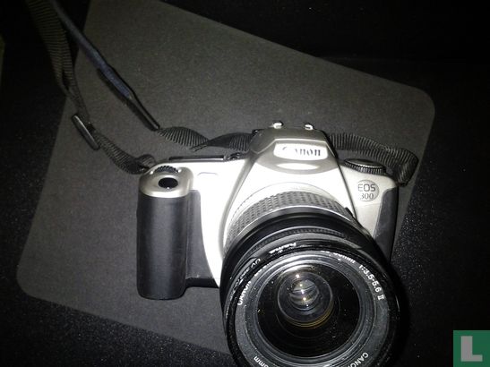 Canon EOS 300 - Afbeelding 1