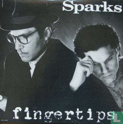 Fingertips - Bild 1
