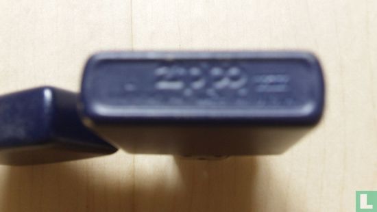 Zippo dark blue Shimmer - Afbeelding 1