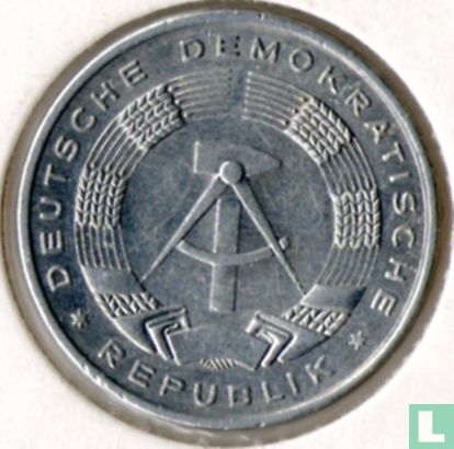 DDR 10 pfennig 1986 - Afbeelding 2
