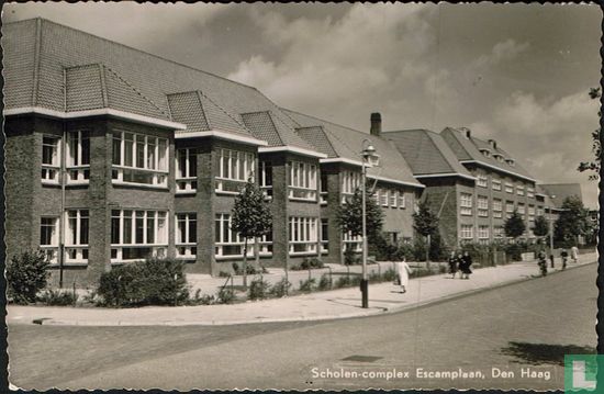 Scholencomplex Escamplaan Den Haag - Image 1