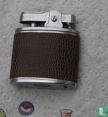 FireFly Lighter Y.N.S - Image 3