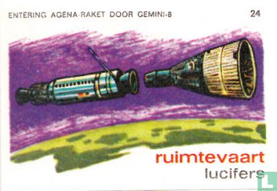 Entering Agena-raket door Gemini-8