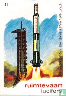 Start Saturnus-5 raket met Apollo-8 capsule