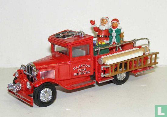 Ford AA Fire Engine with presents - Image 3
