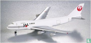 JAL - 747-200F (02)