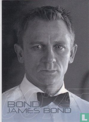Daniel Craig as James Bond - Image 1