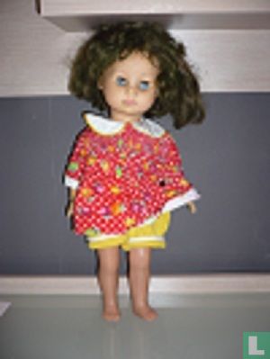 Meisje in een bloemetjes jurk - Afbeelding 2