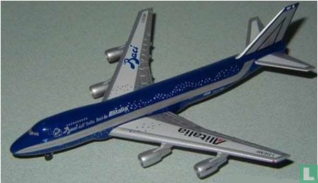 Alitalia - 747-200 "Baci" (01)