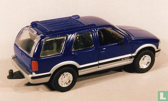 Chevrolet Blazer - Image 2