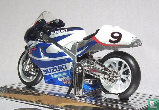 Suzuki RGV-r #9 - Image 2