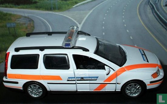 Volvo V70 - Politie Graubunden