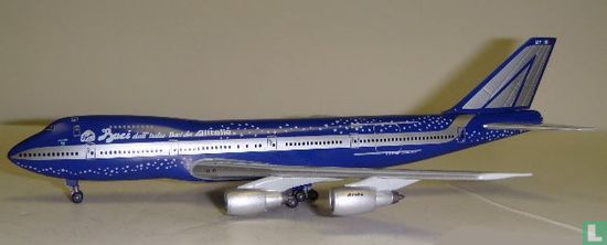Alitalia - 747-243B "Baci"
