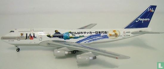 JAL - 747-300 "Soccer"