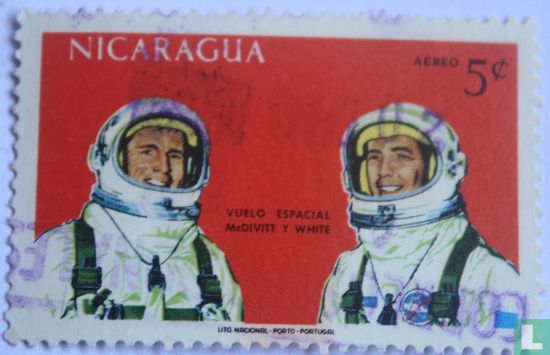 Conquète spaciale - Gemini 4 Mac Divitt et White