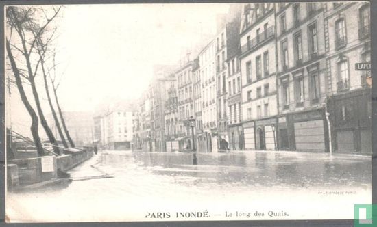 Paris Inonde, Le long des Quais