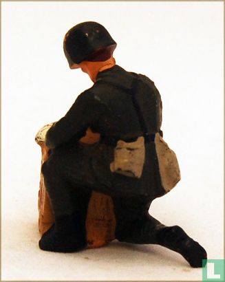 German soldier with staff map - Image 3