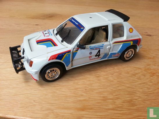Peugeot 205 t16 rally - Image 1