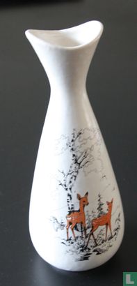 Vase with animal scene