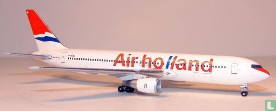 Air Holland - 767-300 (01)