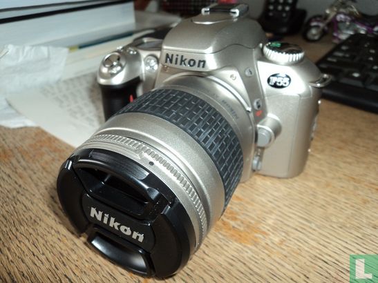 Nikon F55 - Afbeelding 1