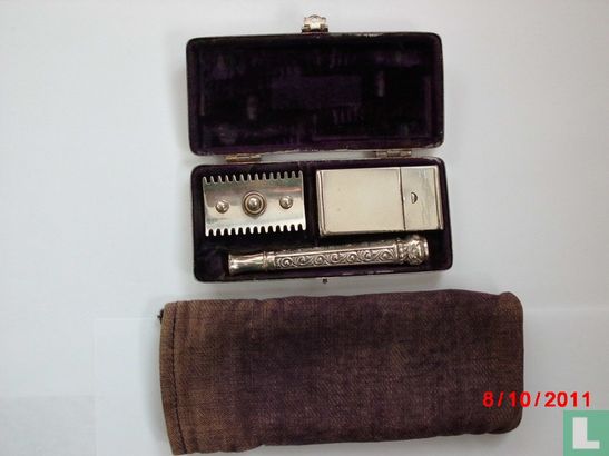 GILLETTE 'pocket edition' antique shaver - Bild 3