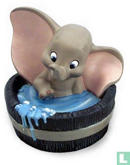 WDCC Dumbo "Simply Adorable"