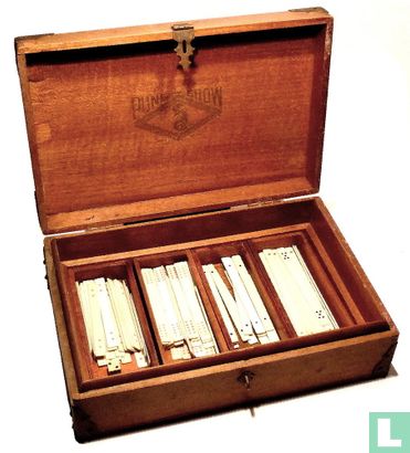 Mah Jongg Amerikaans merken Pung Chow Houten 'sigarenkist' met koperbeslag - Image 2