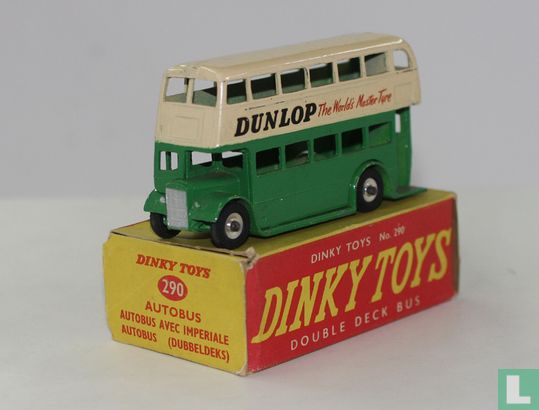 Double Deck Bus 'Dunlop'