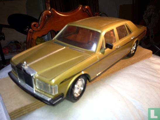 Rolls-Royce  - Image 1