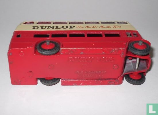 Double Deck Bus 'Dunlop' - Bild 3