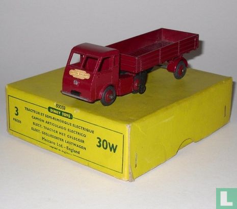 Electric Articulated Lorry - Image 1