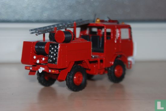 Mack 4x4 Bos brandweer - Image 2