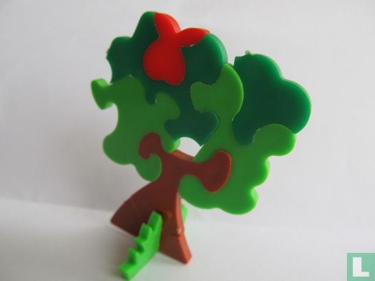 Tree with Apple - Image 1