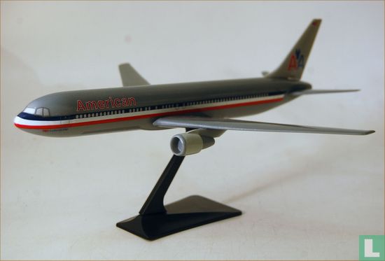 American Airlines- 767-300  - Bild 1