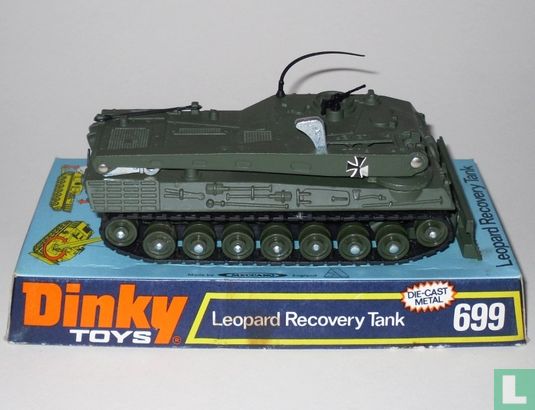 Leopard Recovery Tank - Image 2