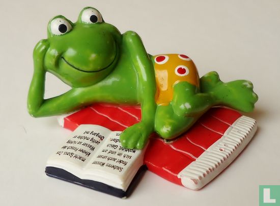 Frosch mit Buch