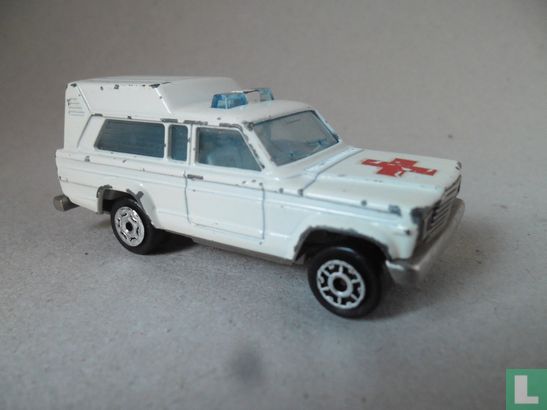 Jeep SJ Ambulance - Afbeelding 1