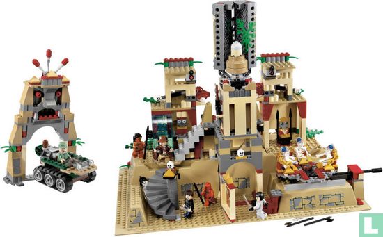 Lego 7627 Temple of the Crystal Skull - Afbeelding 2