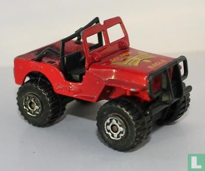 Jeep 4x4 with Roll-bar - Image 1